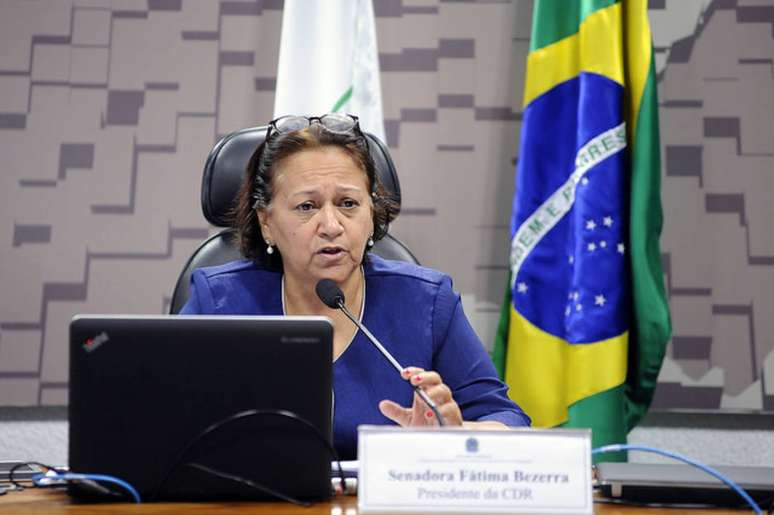A senadora Fátima Bezerra (PT-RN) lidera a disputa pelo governo do Rio Grande do Norte
