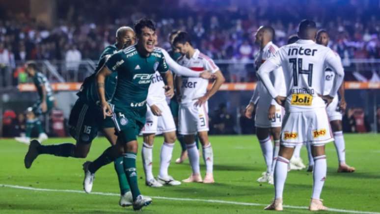 Gustavo Gómez comemora o primeiro gol no Morumbi - FOTO: Marcello Fim/Ofotografico