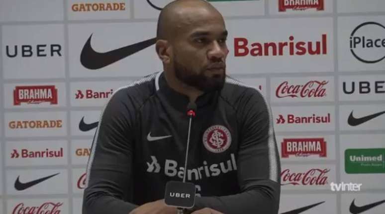 Rodrigo Moledo, zagueiro do Inter.