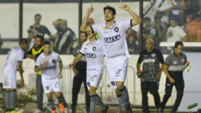 Último confronto: Vasco 1x2 Botafogo - 9ª rodada do Campeonato Brasileiro