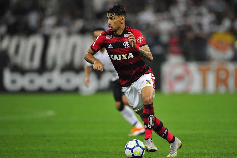 Lucas Paquetá em ação na vitória sobre o Corinthians por 3 a 0