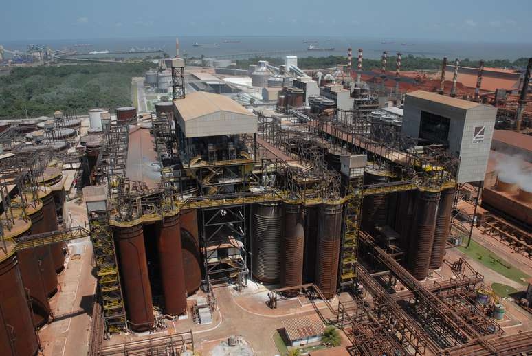 Refinaria Alunorte, em Barcarena, no Pará 30/09/2008 REUTERS/Paulo Santos