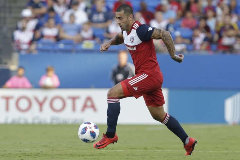 Lateral-esquerdo é destaque no Dallas (Foto: Divulgação/FC Dallas)