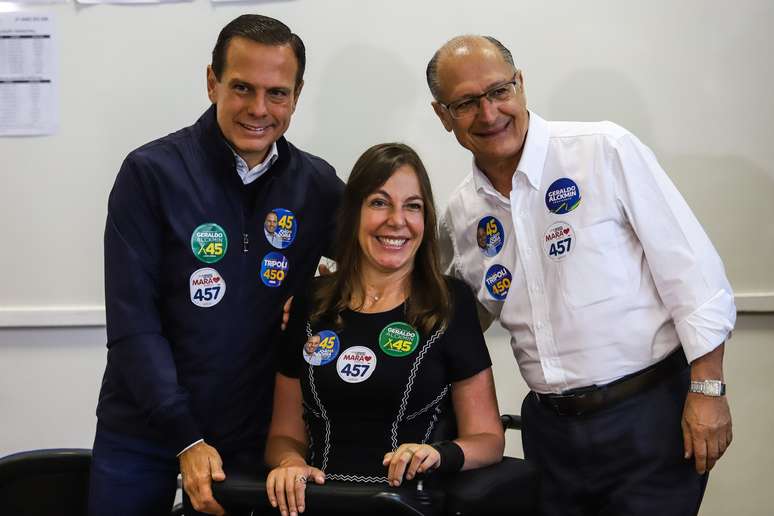 Candidato à Presidência Geraldo Alckmin (dir.), acompanhado de João Doria e Mara Gabrilli
