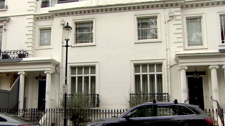 O casal do Azerbaijão também comprou uma enorme propriedade em Londres