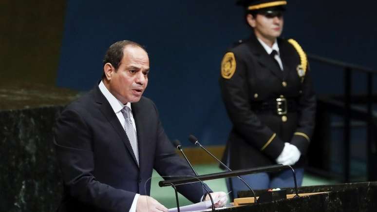 Presidente do Egito, Abdel Fattah el-Sisi, chegou ao poder ap&oacute;s per&iacute;odo turbulento e de revolta nas ruas