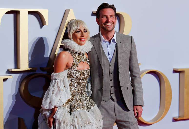 Lady Gaga e Bradley Cooper em Londres
 27/9/2018    REUTERS/Eddie Keogh 