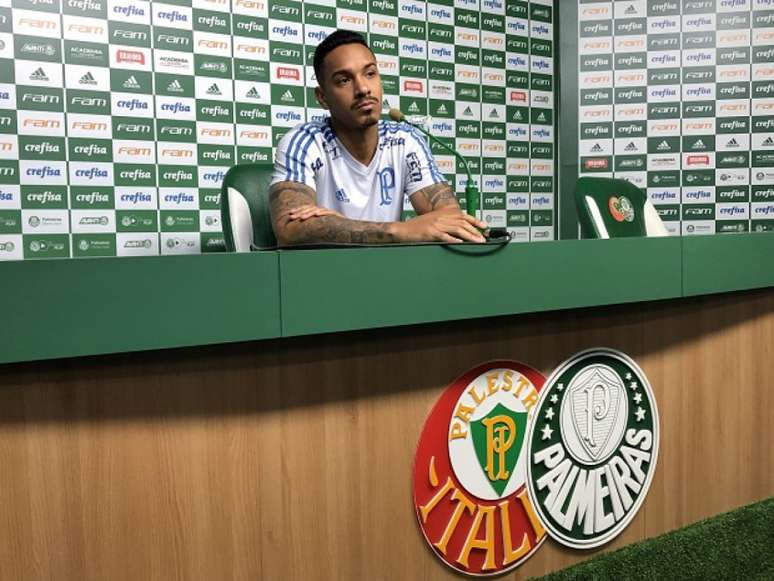 Antônio Carlos comemora por ver o Palmeiras entre as melhores defesas do Campeonato Brasileiro (Thiago Ferri)