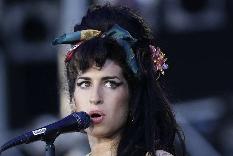 Cantora britânica Amy Winehouse, morta em 2011, durante apresentação do "Rock in Rio" em Arganda Del Rey, perto de Madri 4/07/ 2008. REUTERS/Juan Medina 