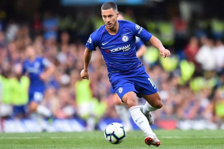 Hazard afastou possibilidade de deixar o Chelsea em janeiro (Foto: Glyn Kirk/AFP)