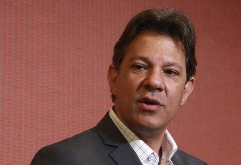 Haddad encontrou o juiz Joaquim Barbosa em Brasília