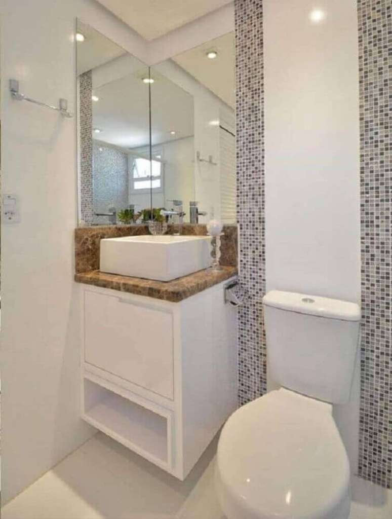 60. Modelo de arm&aacute;rio planejado para banheiro pequeno &ndash; Foto: The Holk