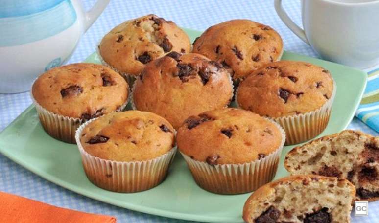 5. Muffin de banana e chocolate: outra receita que pode ser criação das próprias crianças é esse muffin de banana e chocolate! |