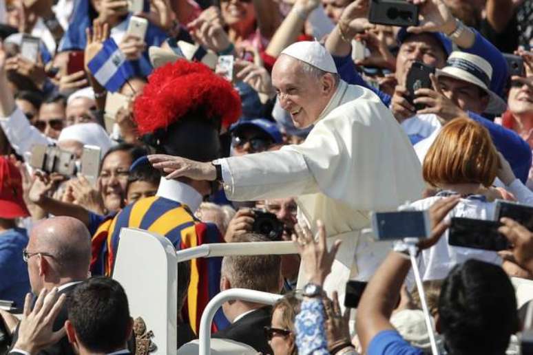 Missa de canonização na Praça São Pedro, Vaticano