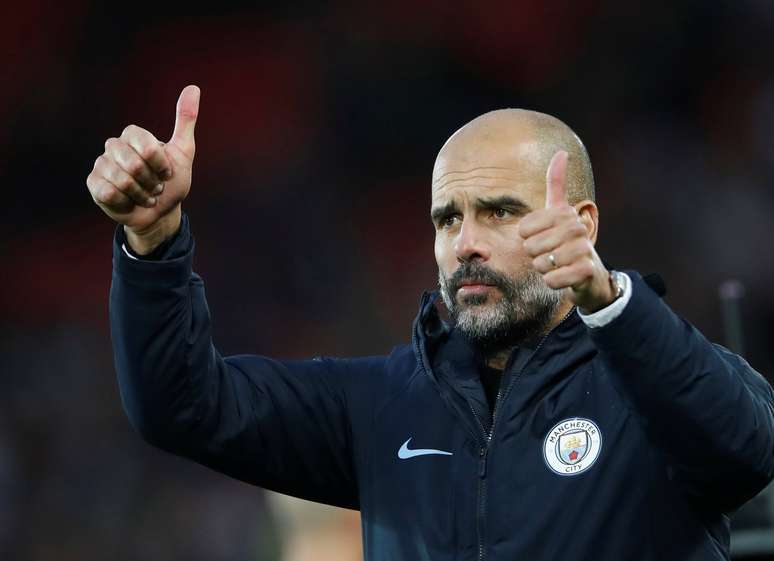 Guardiola atualmente comanda o Manchester City