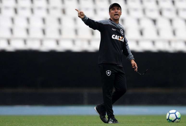 Diante do Ceará, Zé Ricardo comandará o Botafogo pela 15ª vez (Foto: Vítor Silva/SSPress/Botafogo)