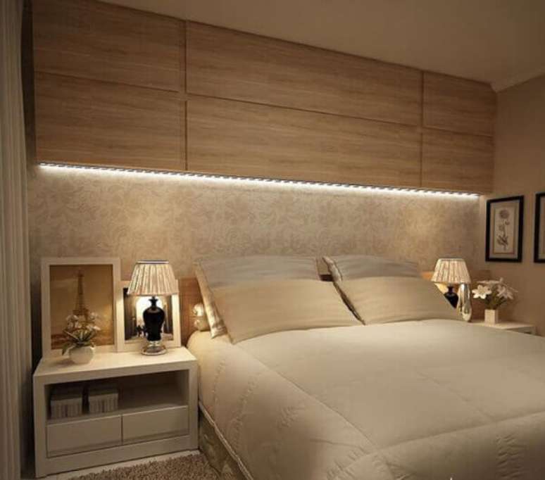 2- A decoração para quartos pequenos com móveis planejados ajudam a otimizar o espaço. Fonte: Pinterest