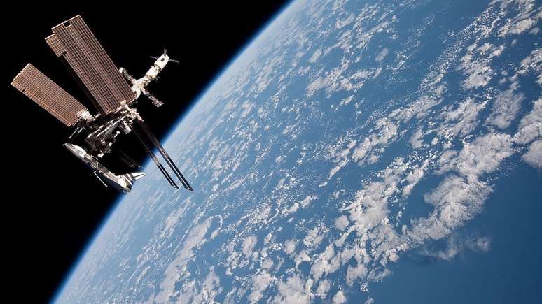 Astronautas que vivem na Esta&ccedil;&atilde;o Espacial Internacional precisam lidar com problemas espec&iacute;ficos ligados &agrave; falta de gravidade