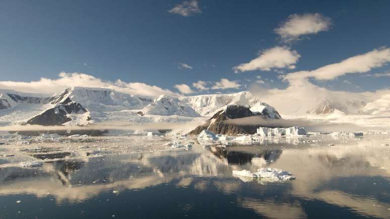 Estudos feitos com equipes na Ant&aacute;rtida t&ecirc;m ajudado a compreender os efeitos da defici&ecirc;ncia de luz solar para os seres humanos