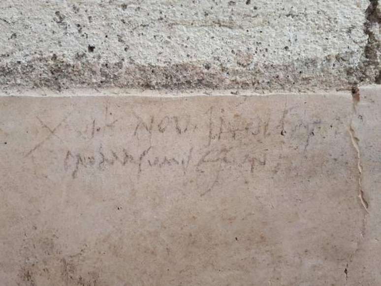 Inscrição que pode reescrever a história de Pompeia