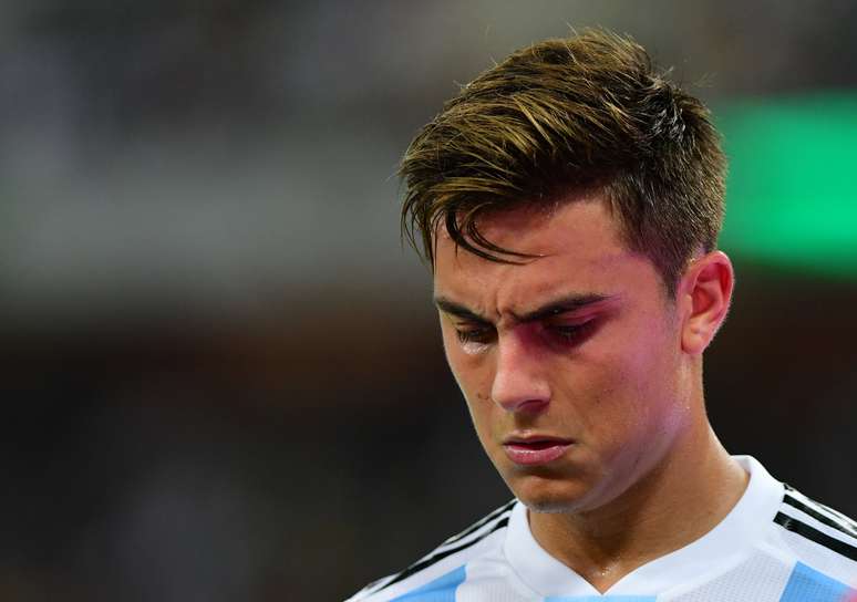 Dybala lamenta chance perdida em Brasil x Argentina