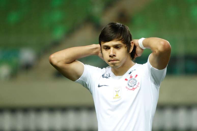 Ángel Romero durante partida contra o América-MG, que terminou 0 a 0