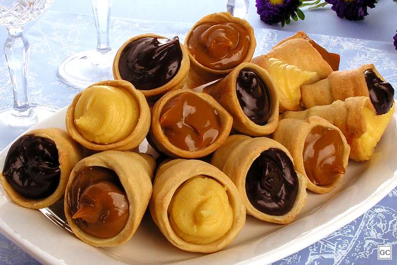 Canudinhos recheados