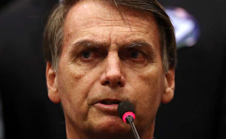 Candidado do PSL &agrave; Presid&ecirc;ncia, Jair Bolsonaro, durante coletiva de imprensa no Rio de Janeiro 11/10/2018 REUTERS/Ricardo Moraes