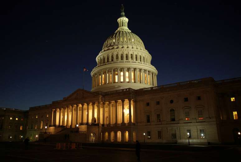 Vis&atilde;o geral do pr&eacute;dio do Capit&oacute;lio em Washington, Estados Unidos 20/12/2016  REUTERS/Joshua Roberts 