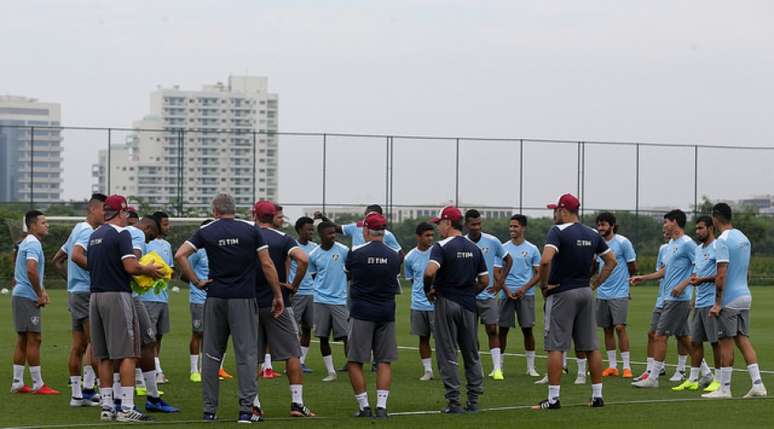 Fluminense tem um mês de CLT e quatro de direitos de imagem pendentes (Foto: LUCAS MERÇON / FLUMINENSE F.C.)