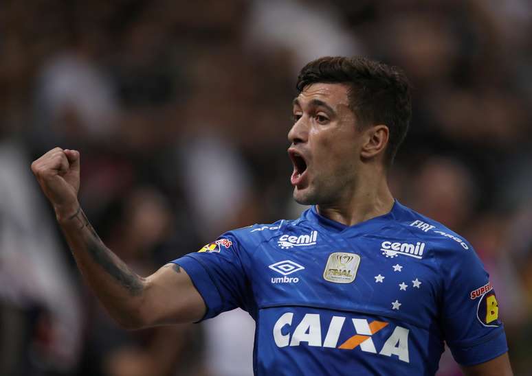 Arrascaeta entrou no segundo tempo e marcou o segundo gol do Cruzeiro