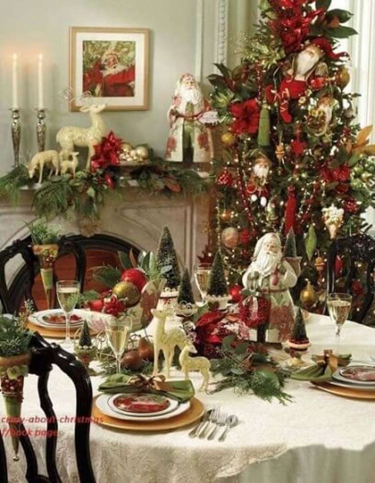 6. Além da árvore grande, as mini árvores também podem ser usadas na decoração de natal. Foto de Pinterest