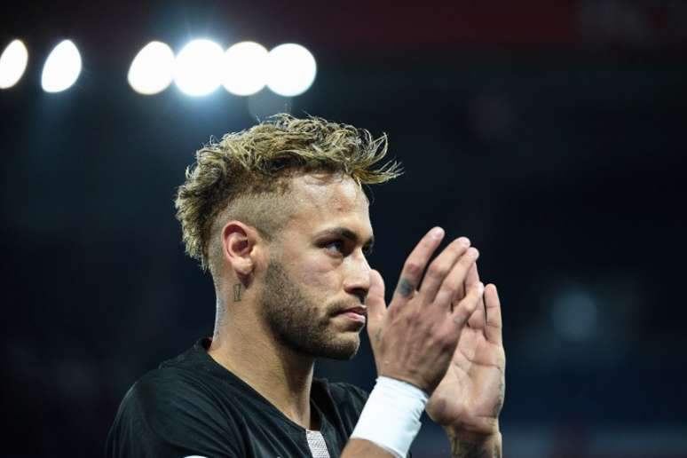 Neymar é o artilheiro do Campeonato Francês ao lado de Mbappé, com oito gols (Foto: AFP)