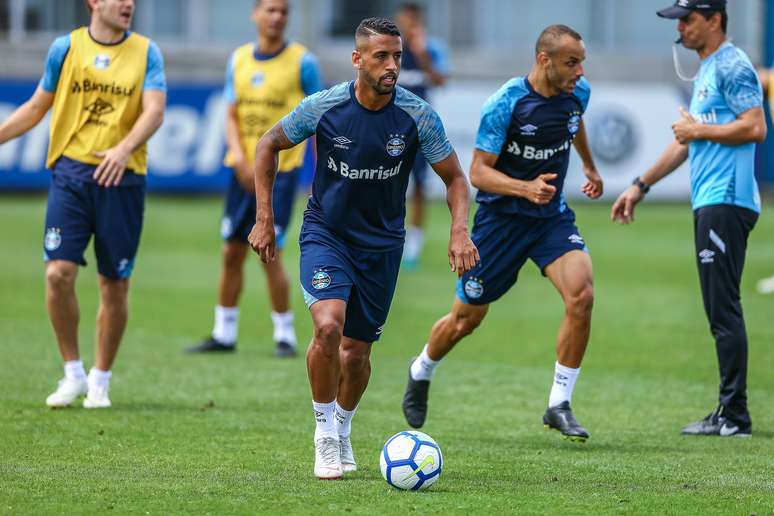 Treino do Grêmio foi parcialmente fechado para a imprensa