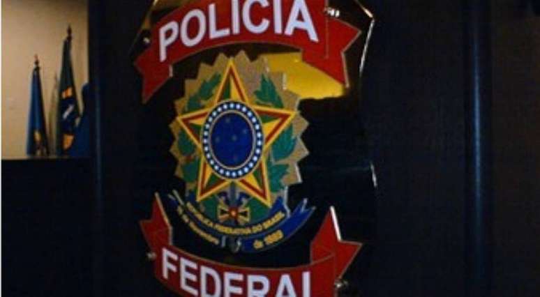 Policia Federal investiga uso de notícias falsas na campanha. 