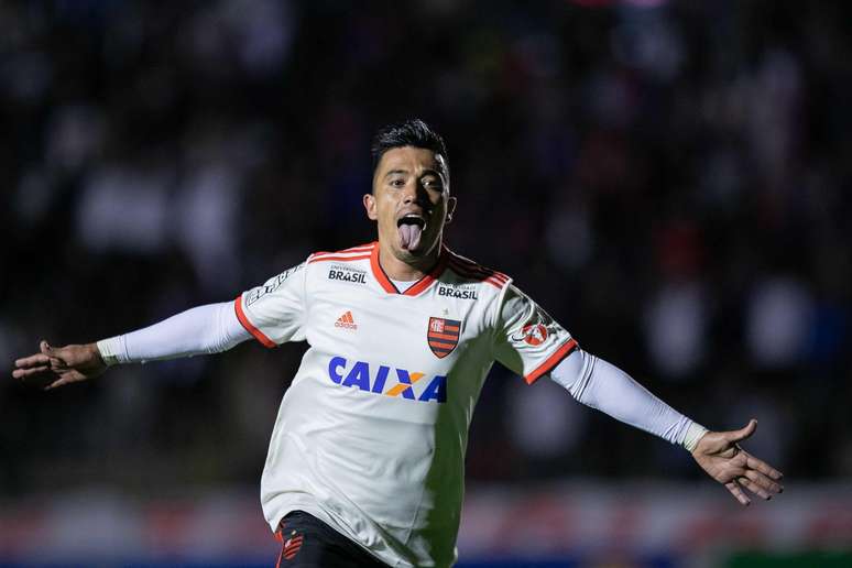  Uribe, jogador do Flamengo, comemora seu gol durante partida contra o Paraná Clube, válida pela trigésima rodada do Campeonato Brasileiro 2018.