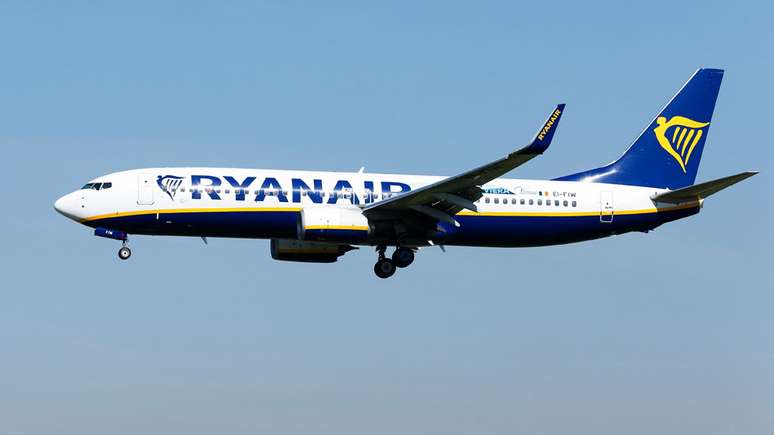 Ryanair afirmou que notificou a polícia britânica e que vai investigar episódio