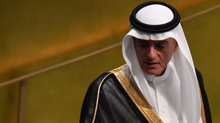 "Obviamente houve um tremendo erro, e o que agravou esse erro foi a tentativa de encobrir", disse ministro saudita Adel al-Jubeir