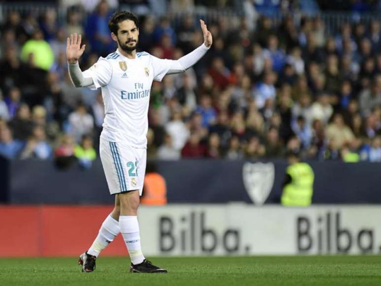 Isco disse que o clube tem de procurar soluções dentro do elenco e não fora dele (Foto: Jorge Guerrero/AFP)