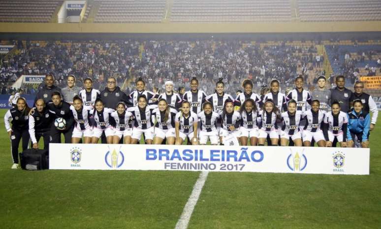 O Santos foi o campeão do Campeonato Brasileiro de Futebol Feminino em 2017 (Foto: DIvulgação)