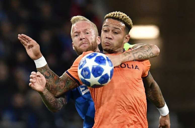 Hoffenheim arranca empate no fim com o Lyon (Foto: AFP)