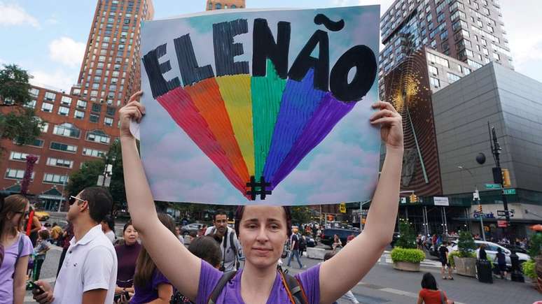 Frase 'Ele Não' ficou ficou conhecida após ser usada em protestos contra Jair Bolsonaro