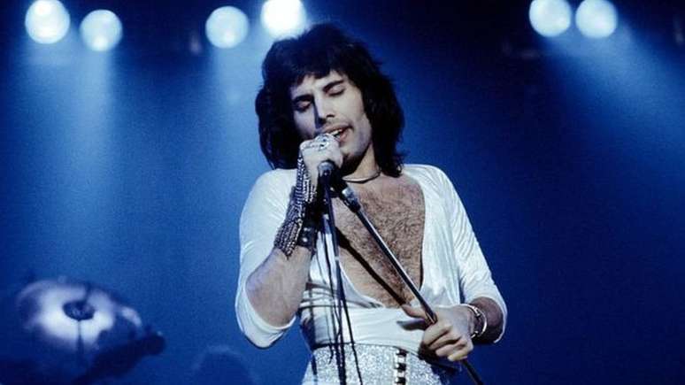 No dia 1º de novembro ocorrerá o lançamento mundial do filme Bohemian Rhapsody, que conta a história do vocalista do Queen