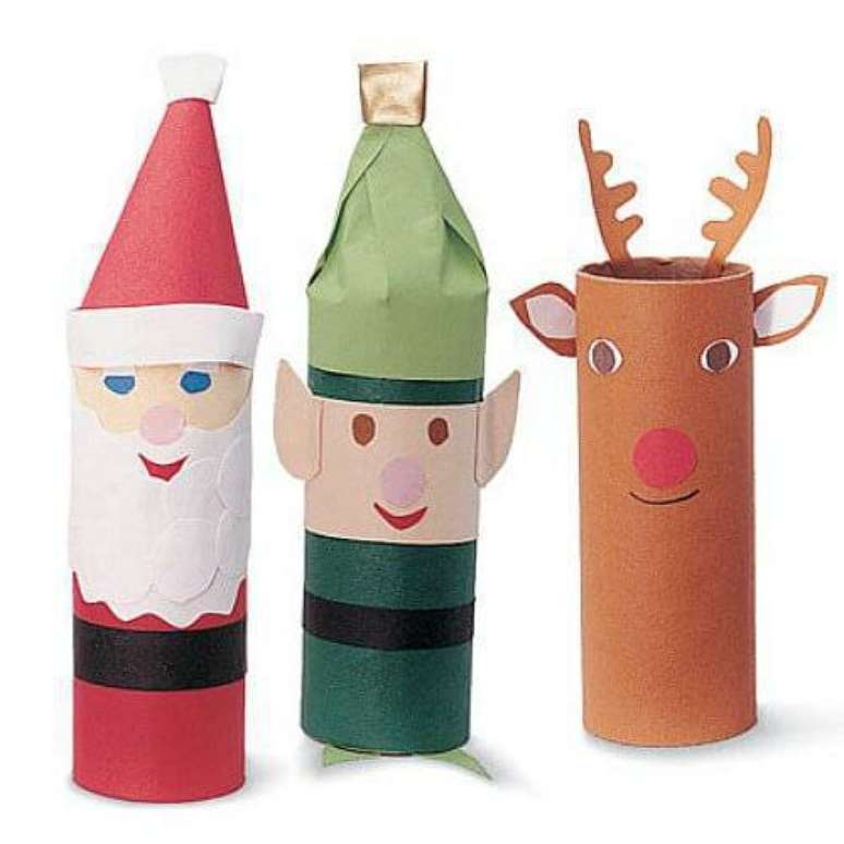 5- Artesanato de Natal papel feito com rolo de papel higiênico e papeis coloridos