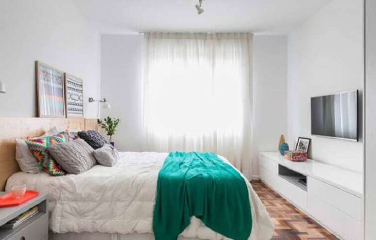 40- As cortinas para quarto clean utilizam como material o voil. Fonte: Pinterest