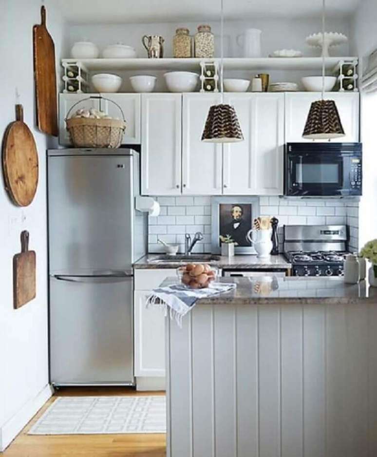 86. Decoração simples para cozinha planejada pequena – Foto: Hoom Design