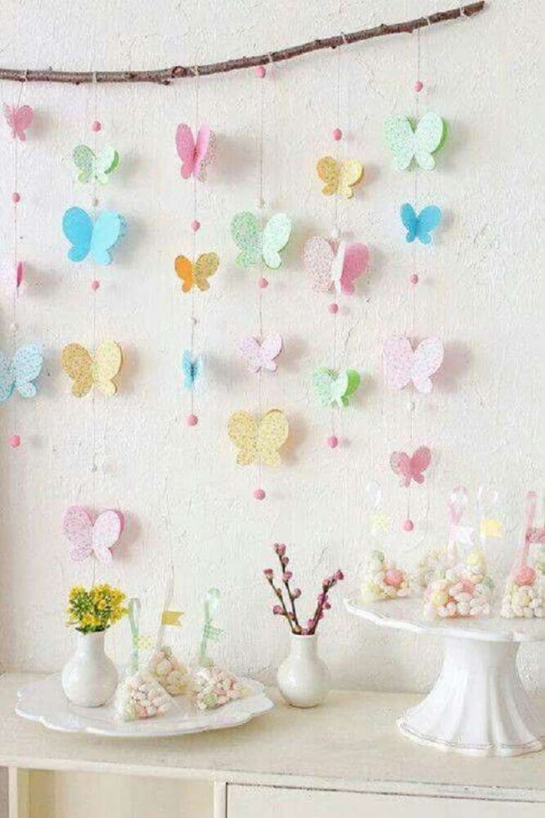 36. Varais feitos com papel colorido recortado s&atilde;o fofos e simples de fazer para a decora&ccedil;&atilde;o de ch&aacute; de beb&ecirc; &ndash; Foto: Pinterest