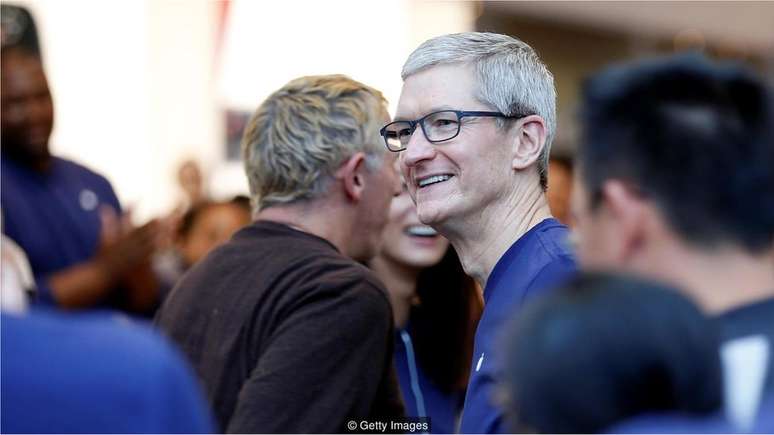 CEO da Apple, Tim Cook, se levanta &agrave;s 3h45