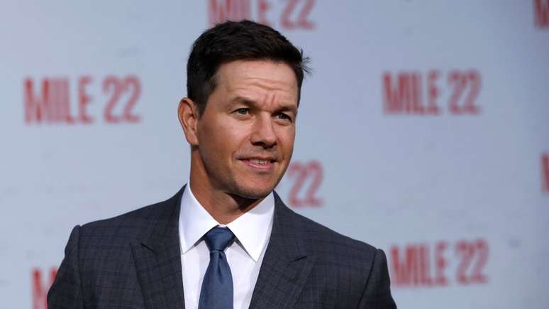 Mark Wahlberg gerou discuss&atilde;o ao revelar sua rotina, que come&ccedil;a &agrave;s 2h30