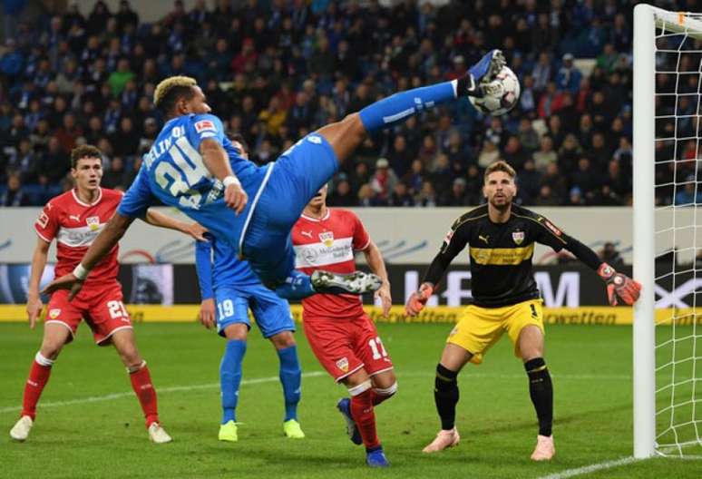 Joelinton havia marcado o gol de empate em 3 a 3 com o Lyon pela Liga dos Campeões (Foto: Reprodução / Twitter)